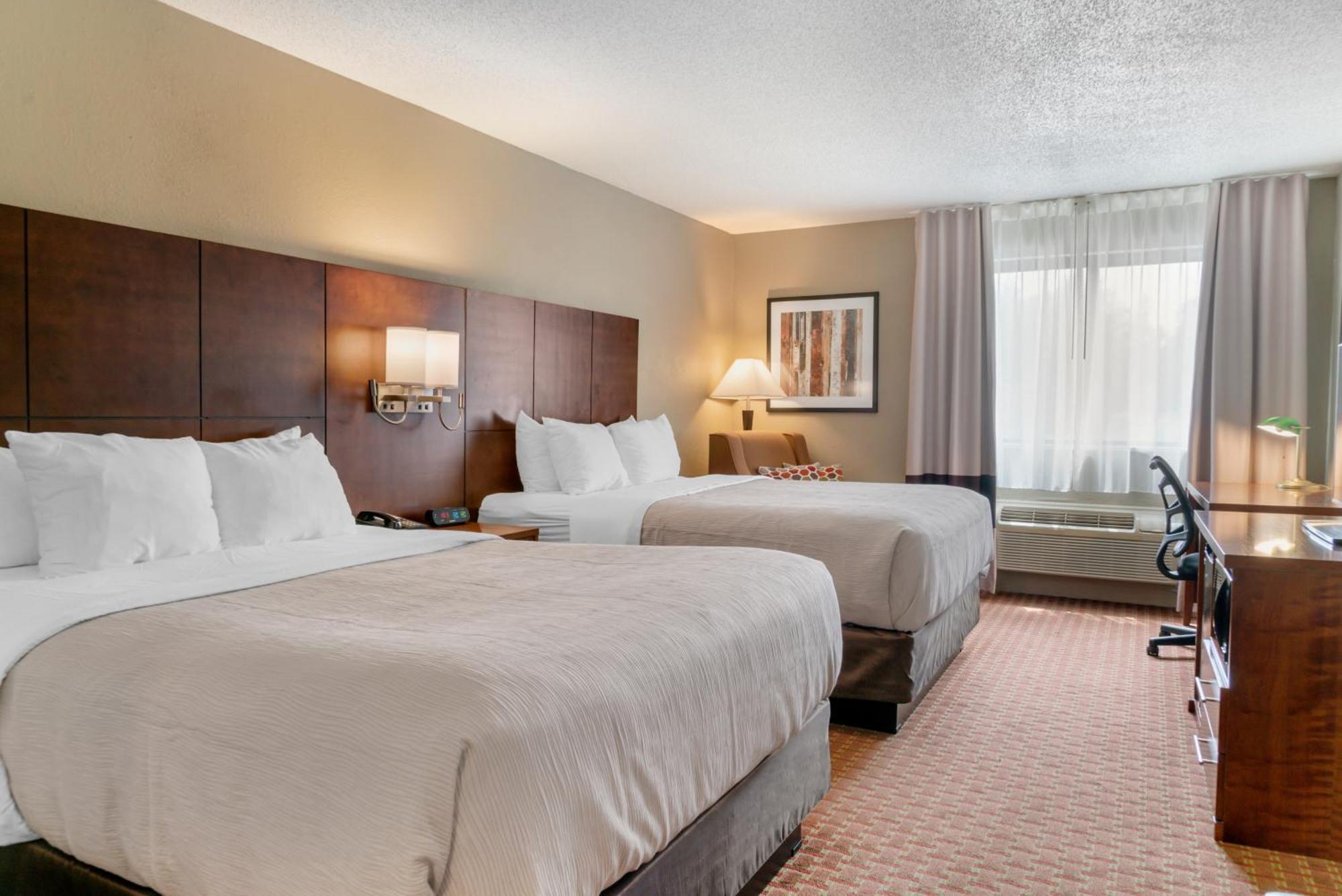 Quality Inn Saint-Ignace Extérieur photo