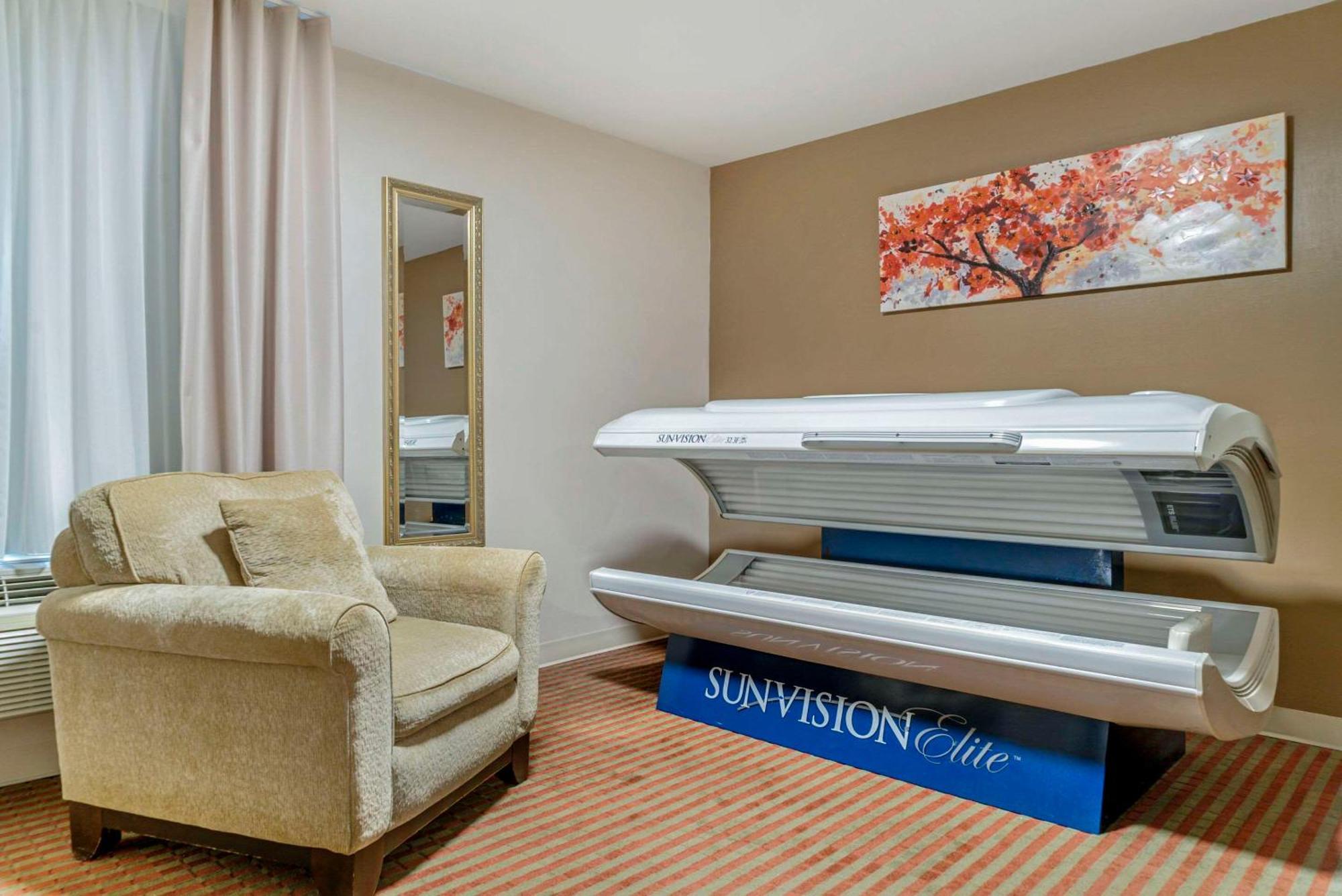 Quality Inn Saint-Ignace Extérieur photo